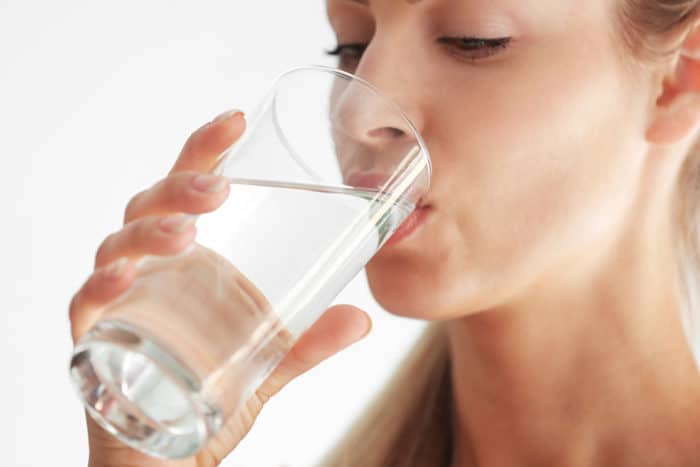 vand medicin til naturlige urinvejsinfektioner