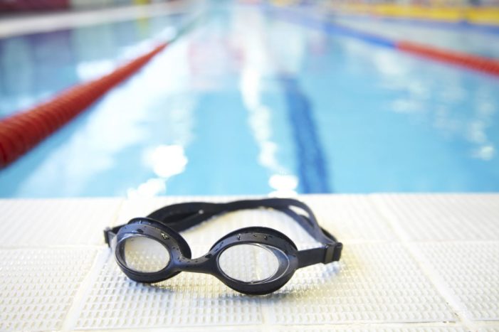 svømningsbriller